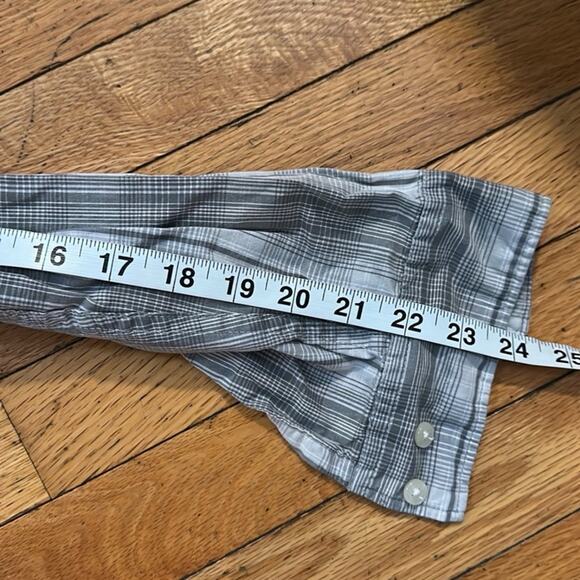 Mens Size L Gray Wrangler Button Shirt Gray and white  100% cotton  Great condit - Picture 6 of 6